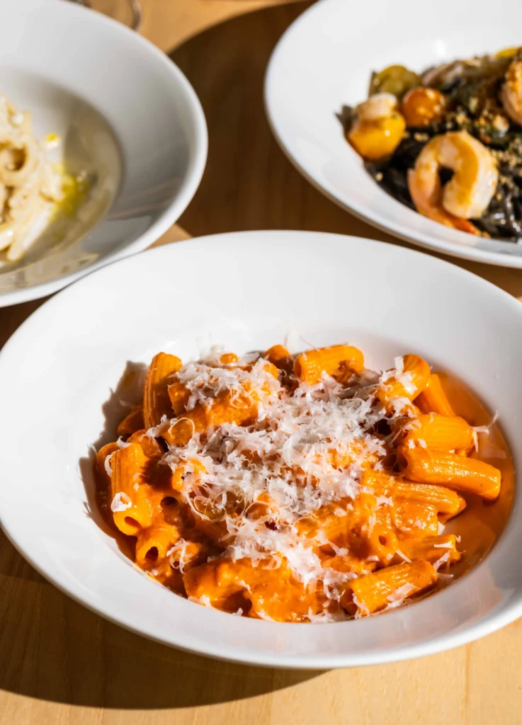 Gigi-Contact3_converted